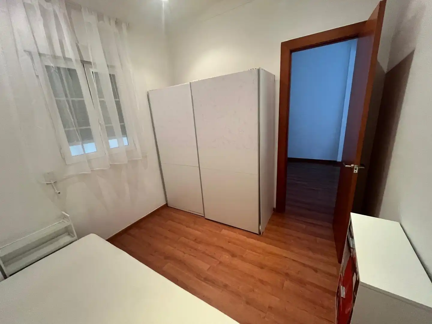 Schlafzimmer von Wohnung zur Miete in Valencia mit Klimaanlage, Heizung und Parkett