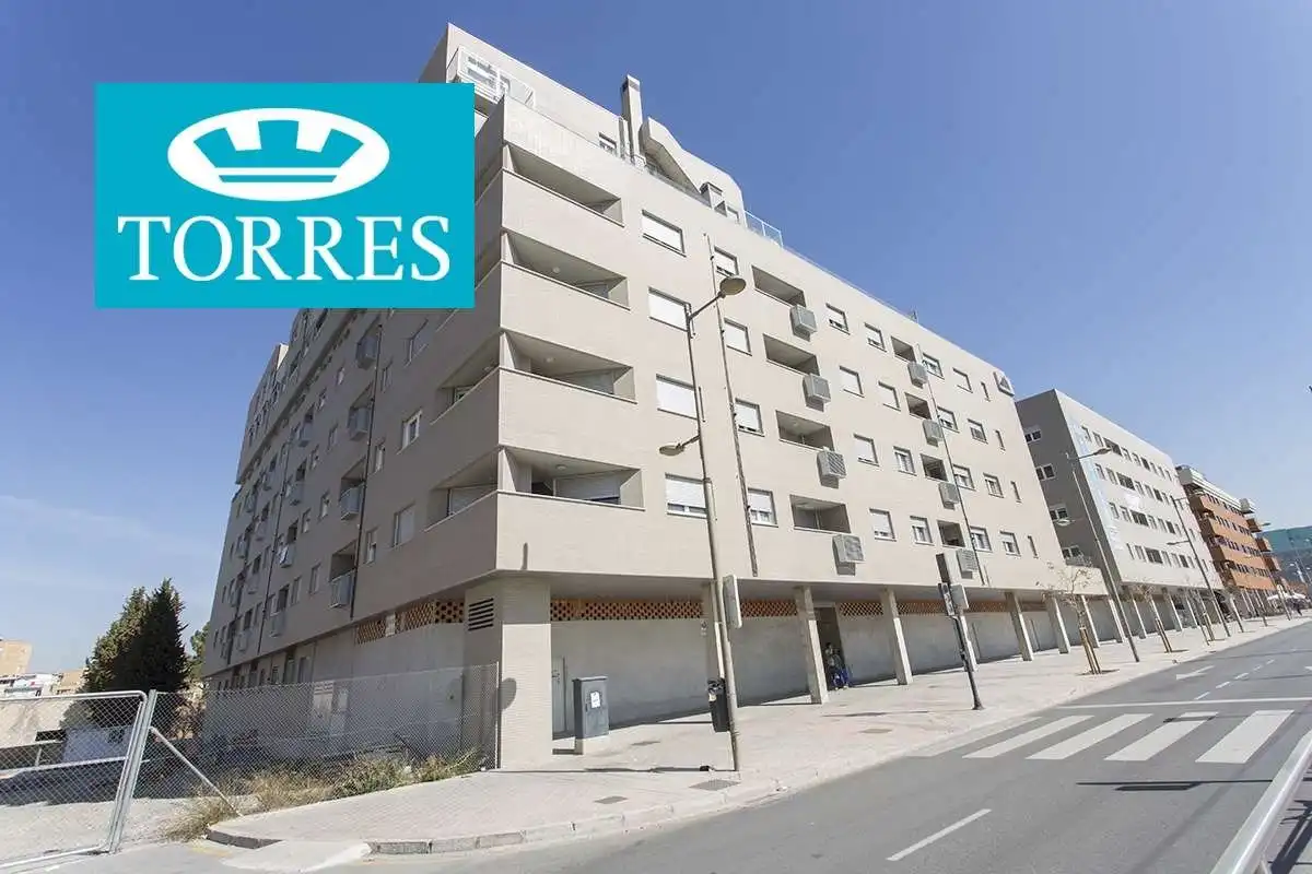 Exterior view of Flat for rent in Granada  with Heating, Parquet flooring and Terrace