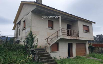 Exterior view of House or chalet for sale in Barro  with Terrace and Storage room