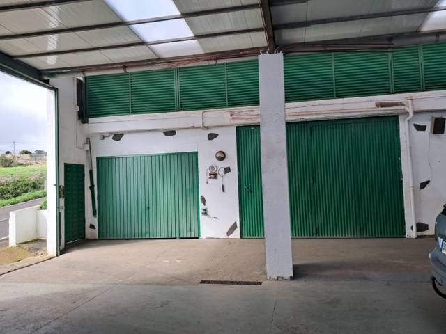 Local comercial en Alquiler en Los Baldíos - Geneto - Guajara
