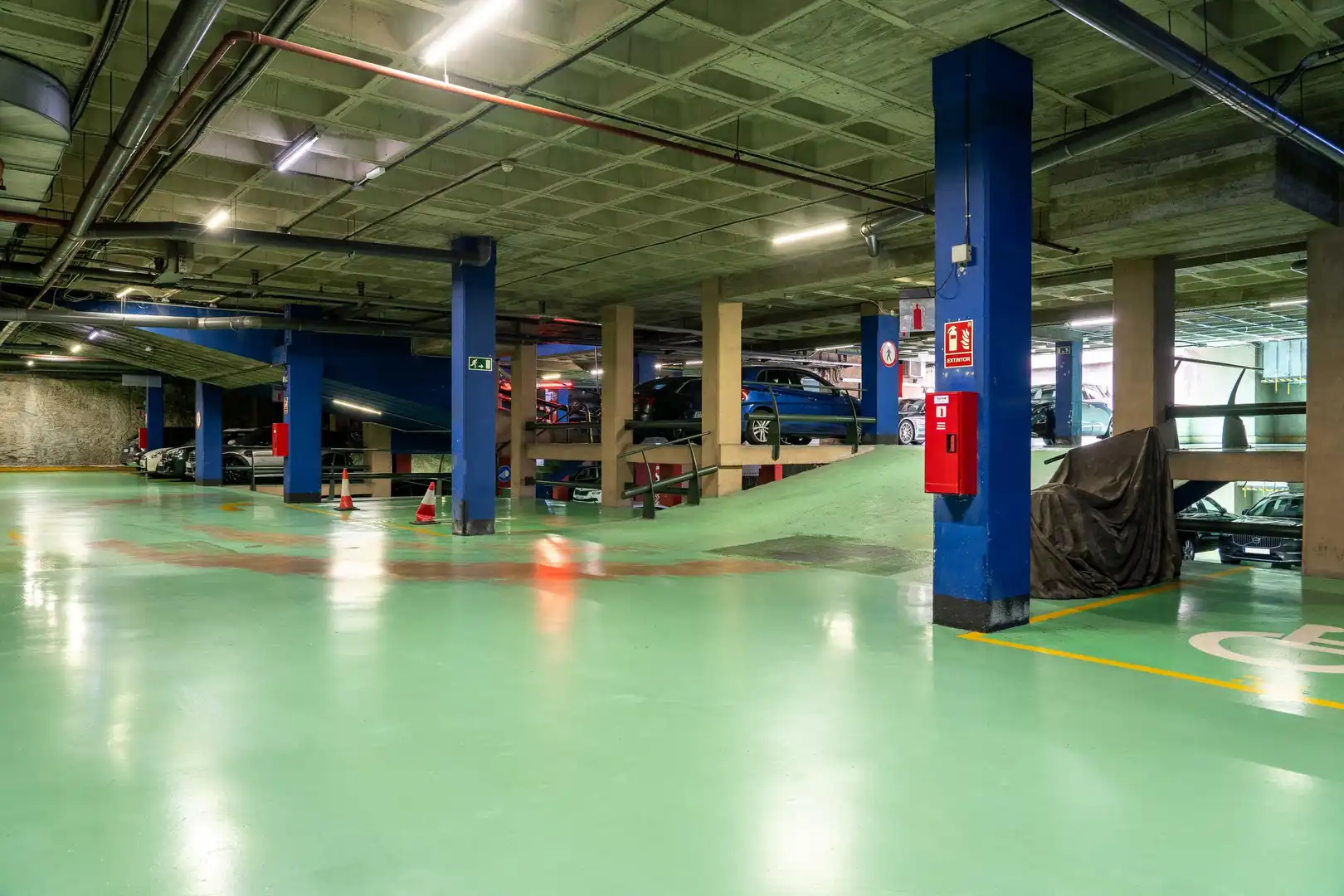 Parkplatz von Garage zur Miete in Barcelona