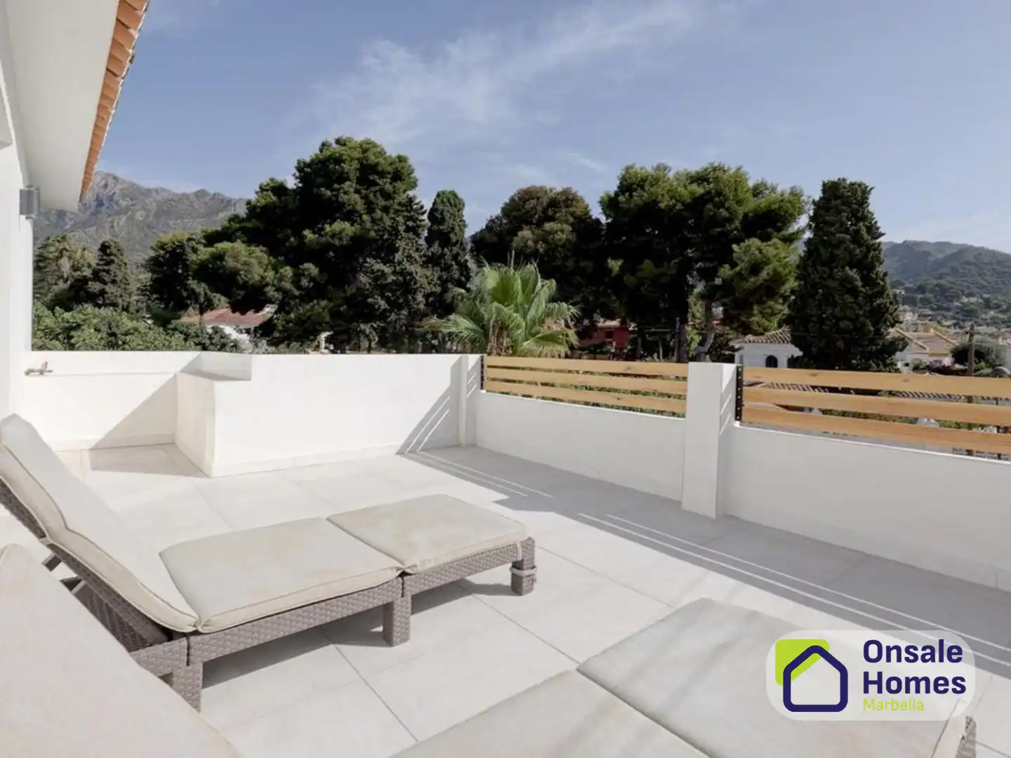 Terrassa de Casa o xalet en venda en Marbella amb Aire condicionat, Jardí privat i Terrassa