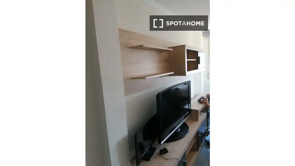 Sala d'estar de Pis de lloguer en Paterna amb Aire condicionat, Calefacció i Moblat