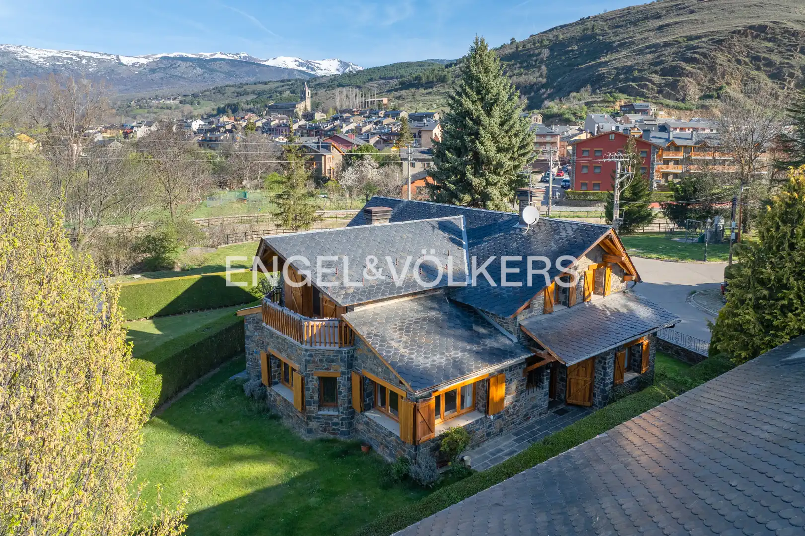 Exterior view of Houses for sale in Llívia  with Heating, Private garden and Parquet flooring
