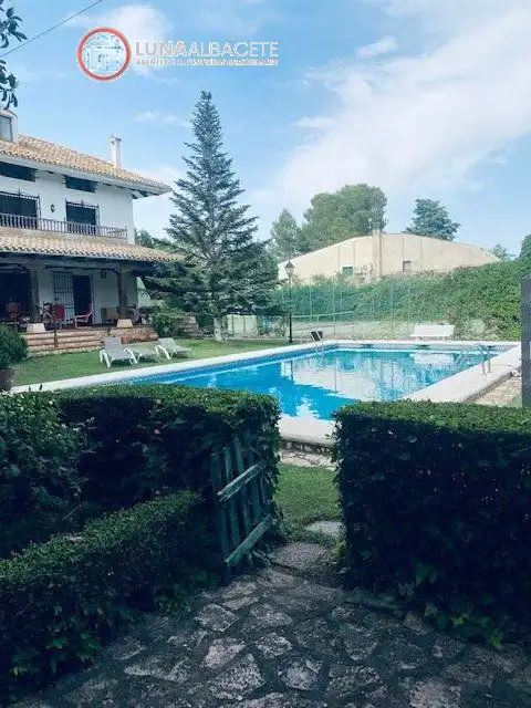Houses for sale in Pedanías - Extrarradio