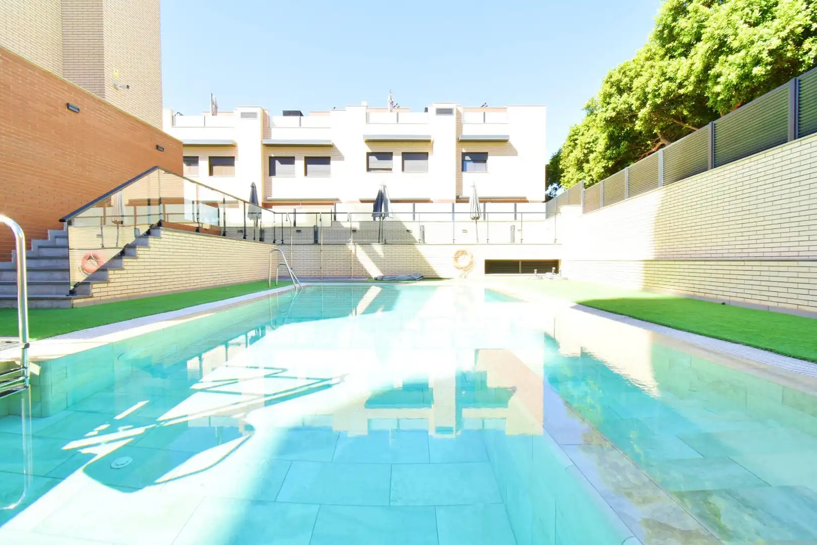 Piscina de Casa o chalet en venta en Almería con Aire acondicionado, Terraza y Trastero