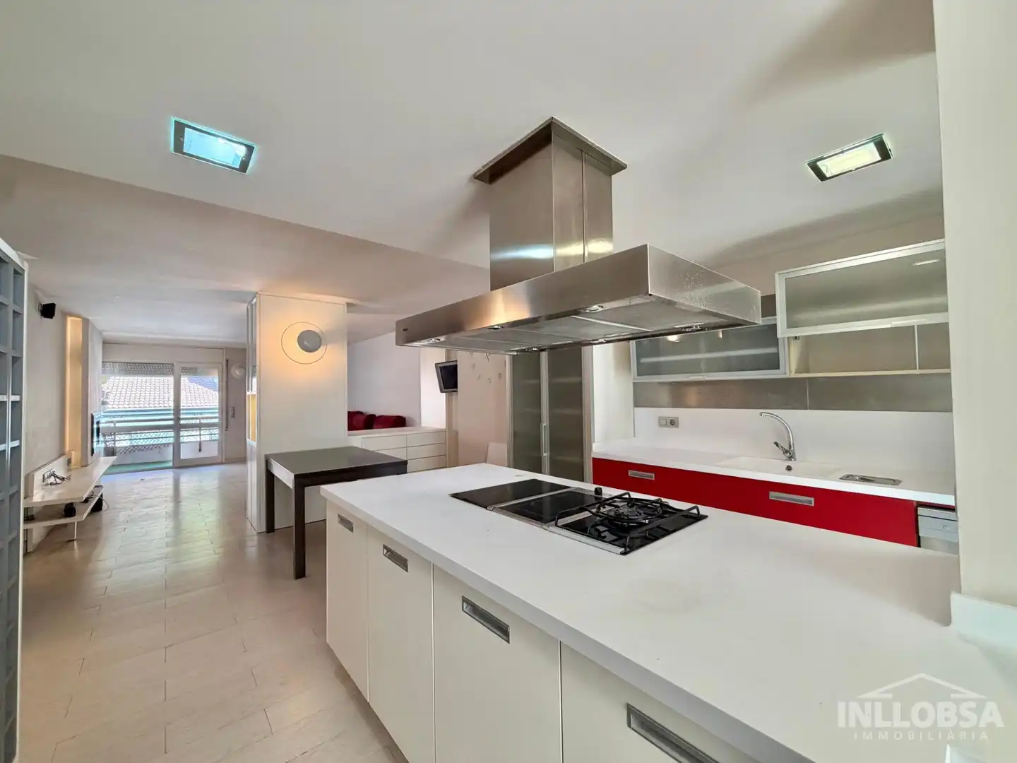 Penthouse with terrace for sale in Calle CIRCUMVAL.LACIO