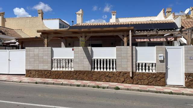Casa adosada en Venta en Monte y Mar