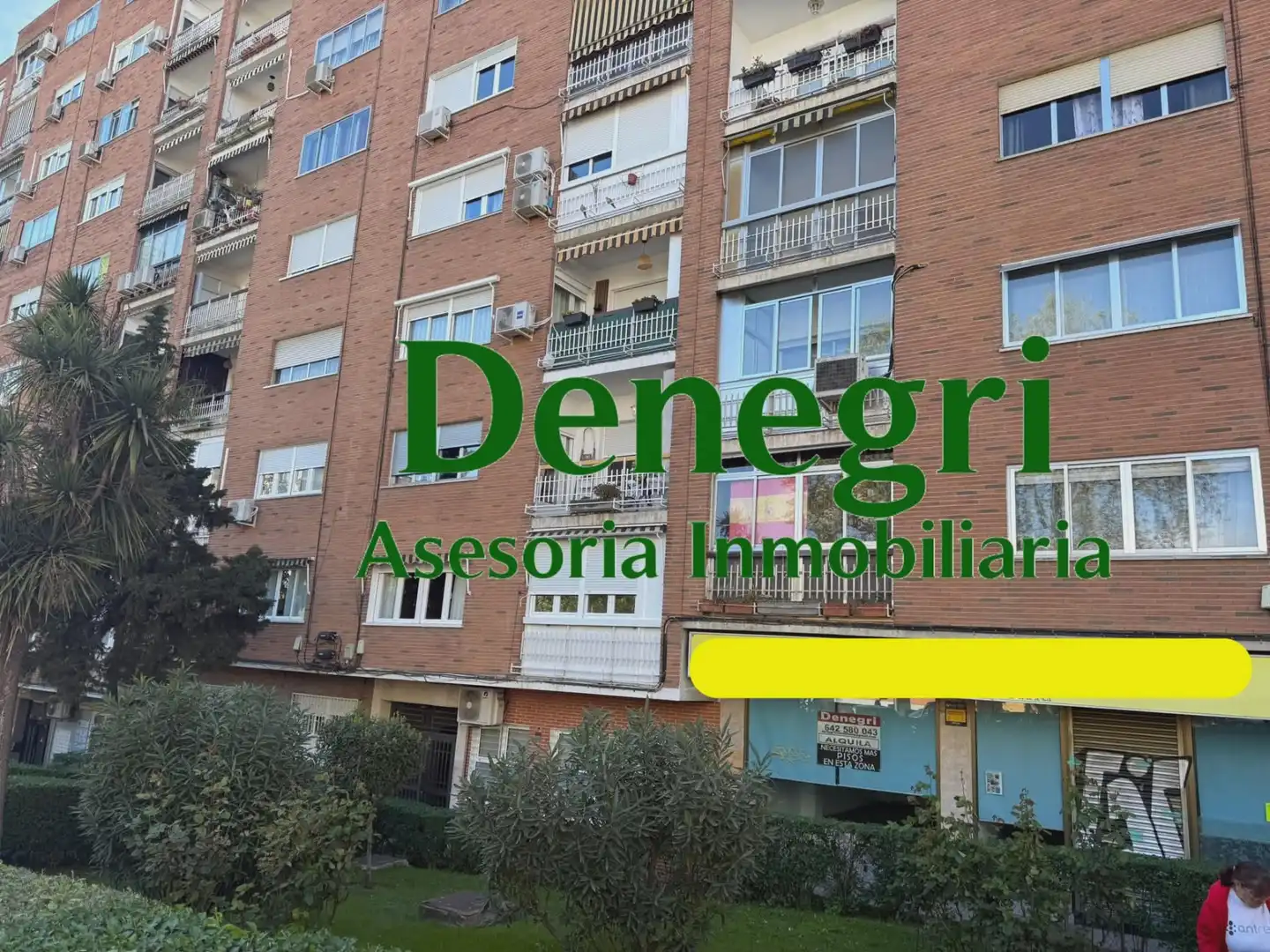 Local comercial de lloguer a Calle del Monte, imagen 2