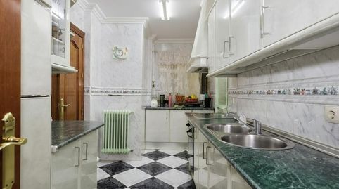 Foto 4 de Piso en venta en Plaza del Poeta Juan Boscán, 6, Joaquina Eguaras, Granada Capital