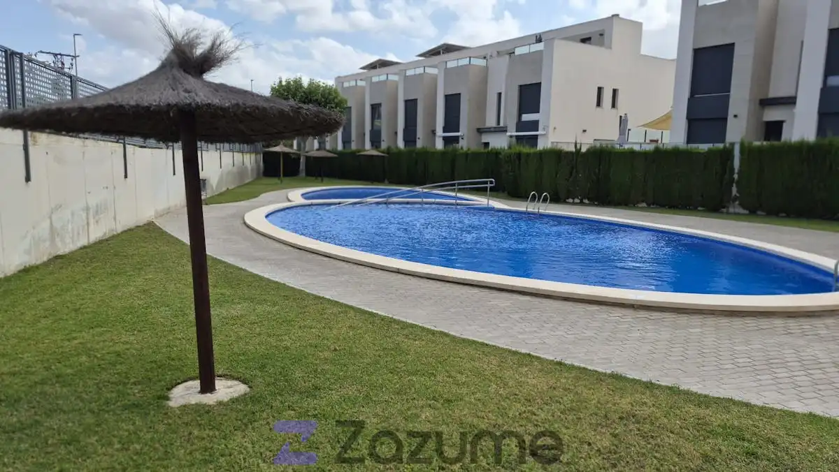 Swimming pool of Flat for rent in Murcia  with Air Conditioner, Private garden and Swimming Pool