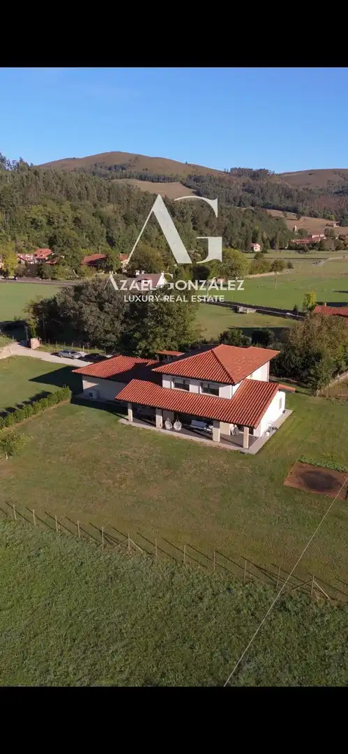 Exterior view of Houses for sale in Cabuérniga, Cantabria