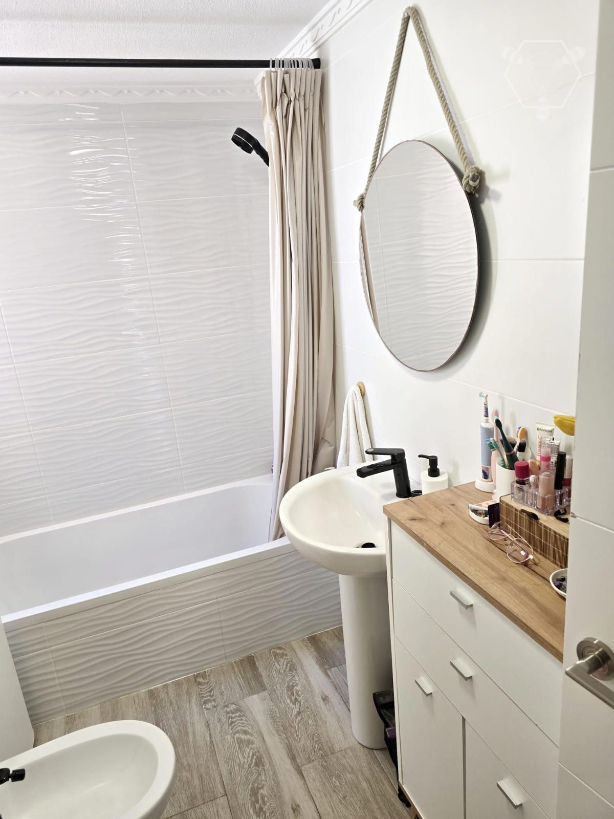 Baño de Piso en venta en  Huelva Capital con Terraza y Amueblado