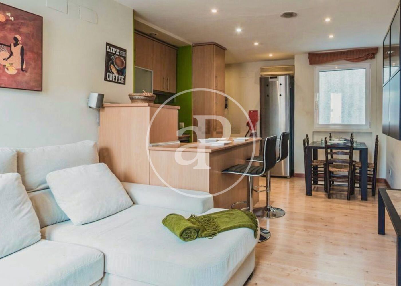 Exterior view of Flat to rent in  Madrid Capital  with Air Conditioner, Heating and Furnished
