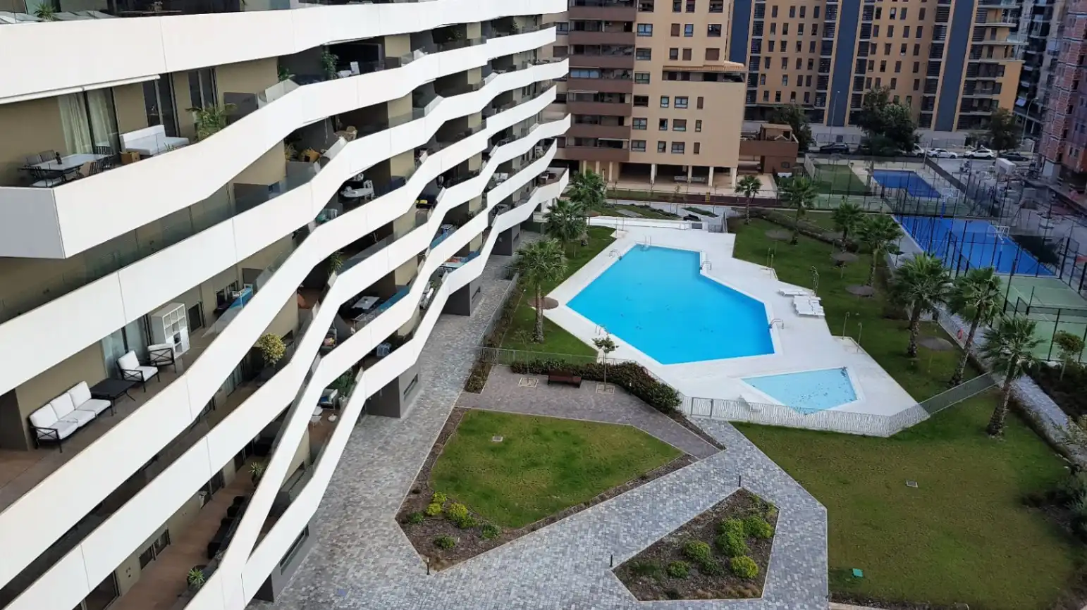 Piscina de Apartamento en venta en Alicante / Alacant con Aire acondicionado, Calefacción y Terraza