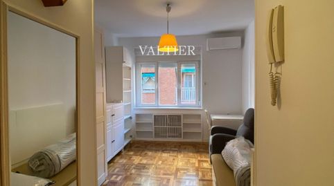 Foto 4 de Piso de alquiler en Sánchez Pacheco, Ciudad Jardín, Madrid Capital