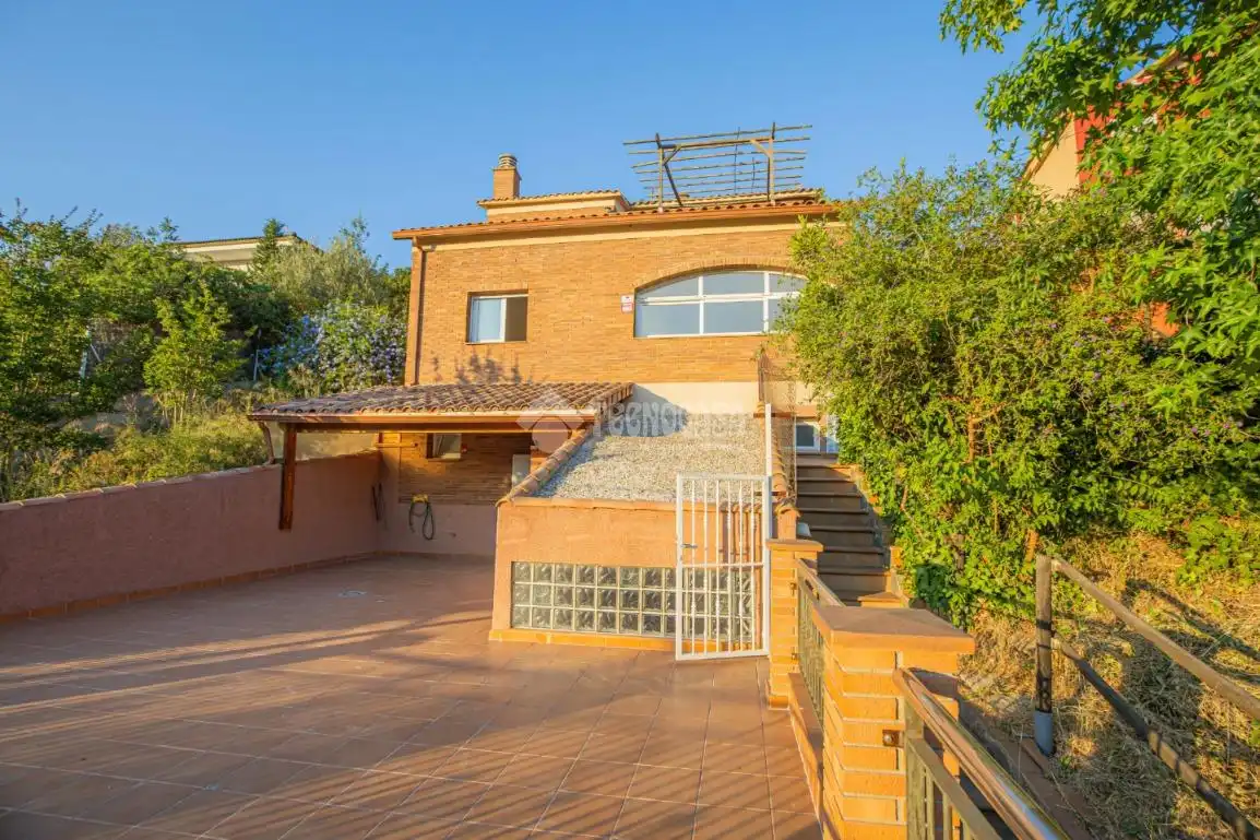 Vista exterior de Casa o chalet en venta en Cànoves I Samalús