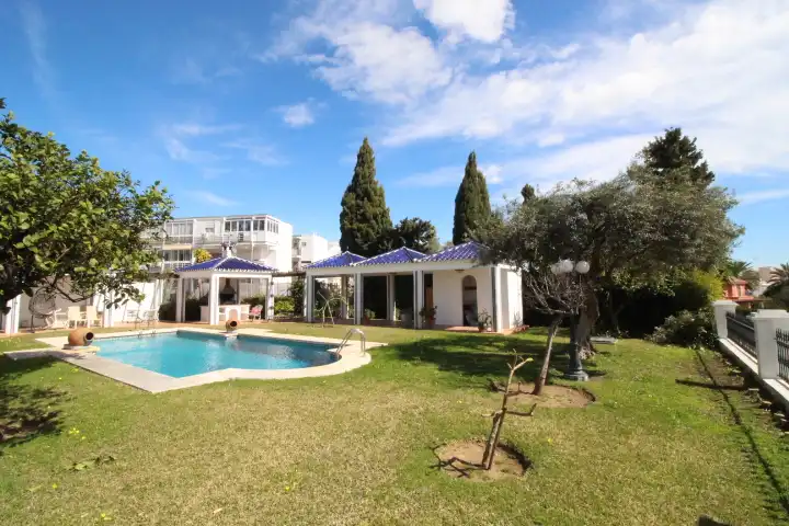 Chalet con piscina en venta en Solymar, imagen 33