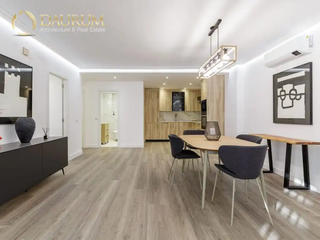 Comedor de Dúplex en venta en Marbella con Aire acondicionado, Calefacción y Terraza