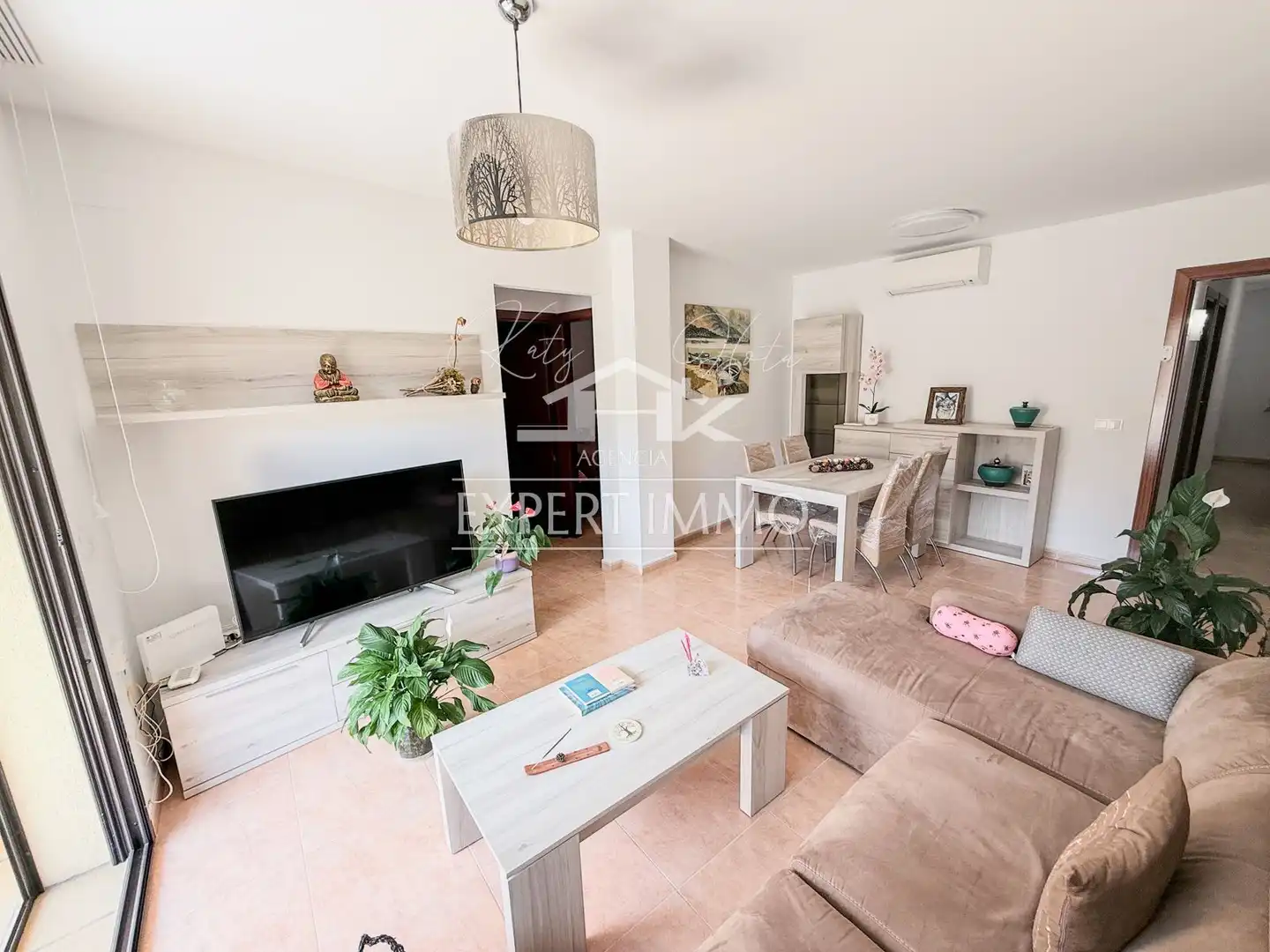 Sala d'estar de Apartament en venda en Vilajuïga amb Aire condicionat, Calefacció i Terrassa
