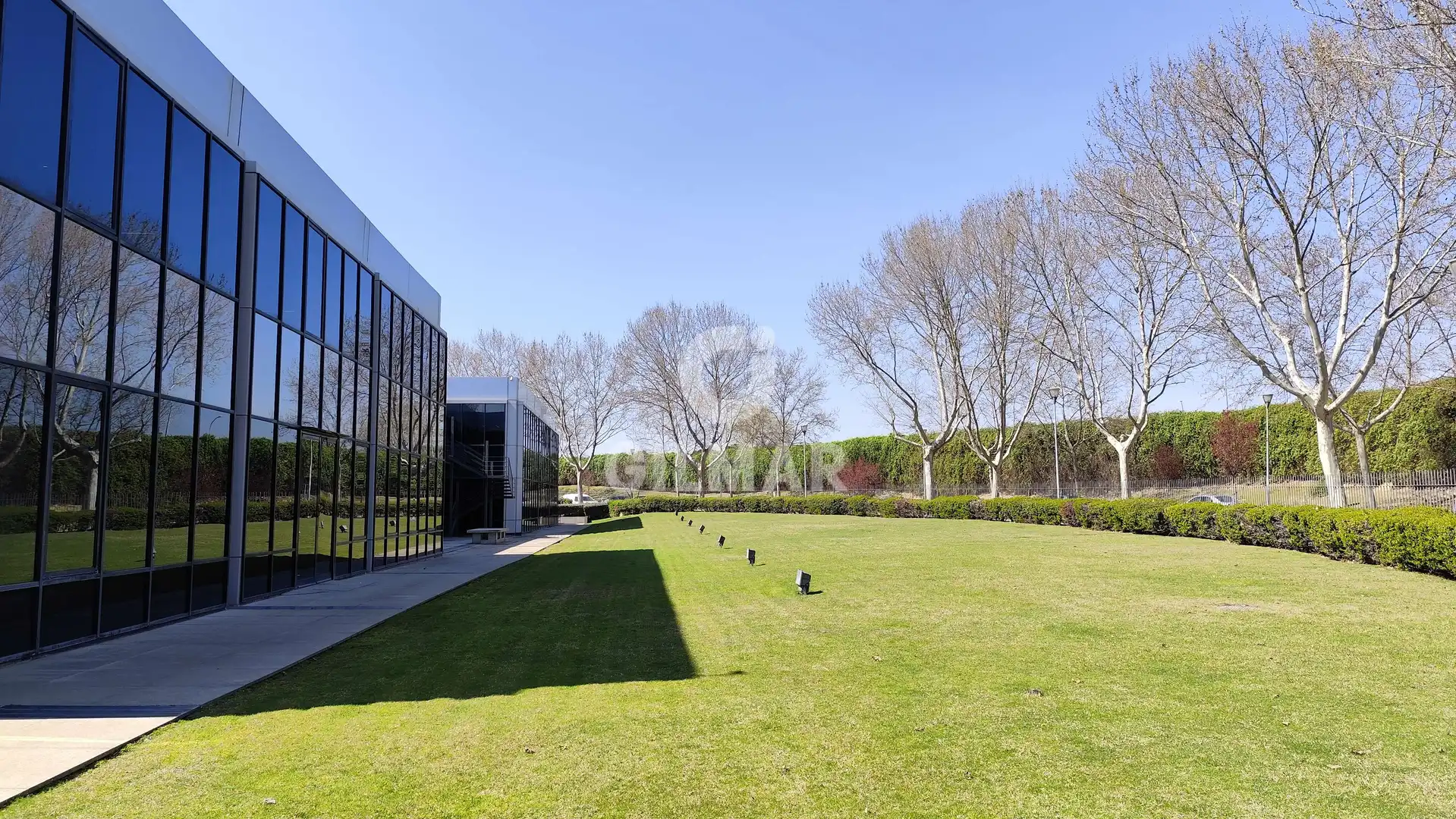 Außenansicht von Büro zum Verkauf in Pozuelo de Alarcón mit Heizung
