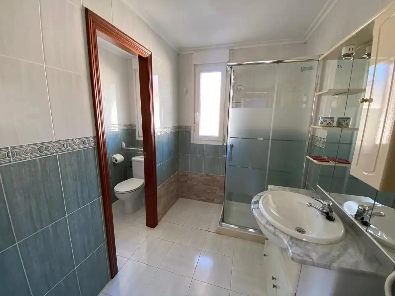 Baño de Casa o chalet de alquiler en Castro-Urdiales con Calefacción y Jardín privado