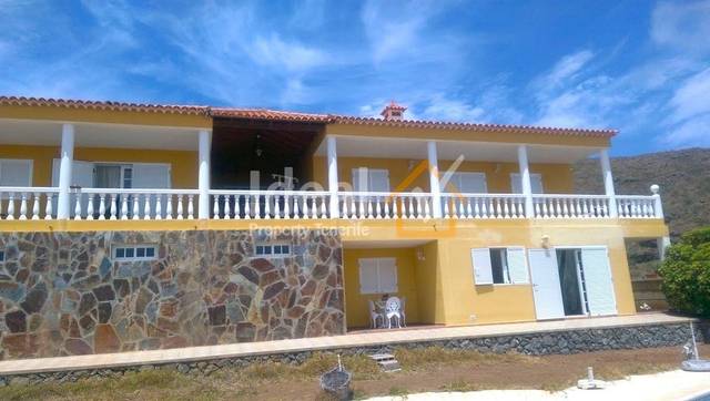 Casa-chalet en Venta en La Quinta - Taucho