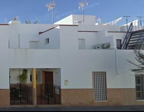 Exterior view of Single-family semi-detached for sale in Isla Cristina  with Air Conditioner and Terrace