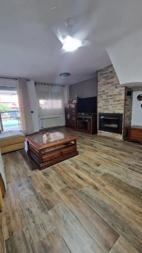 Sala d'estar de Casa o xalet en venda en Moncada amb Jardí privat i Terrassa