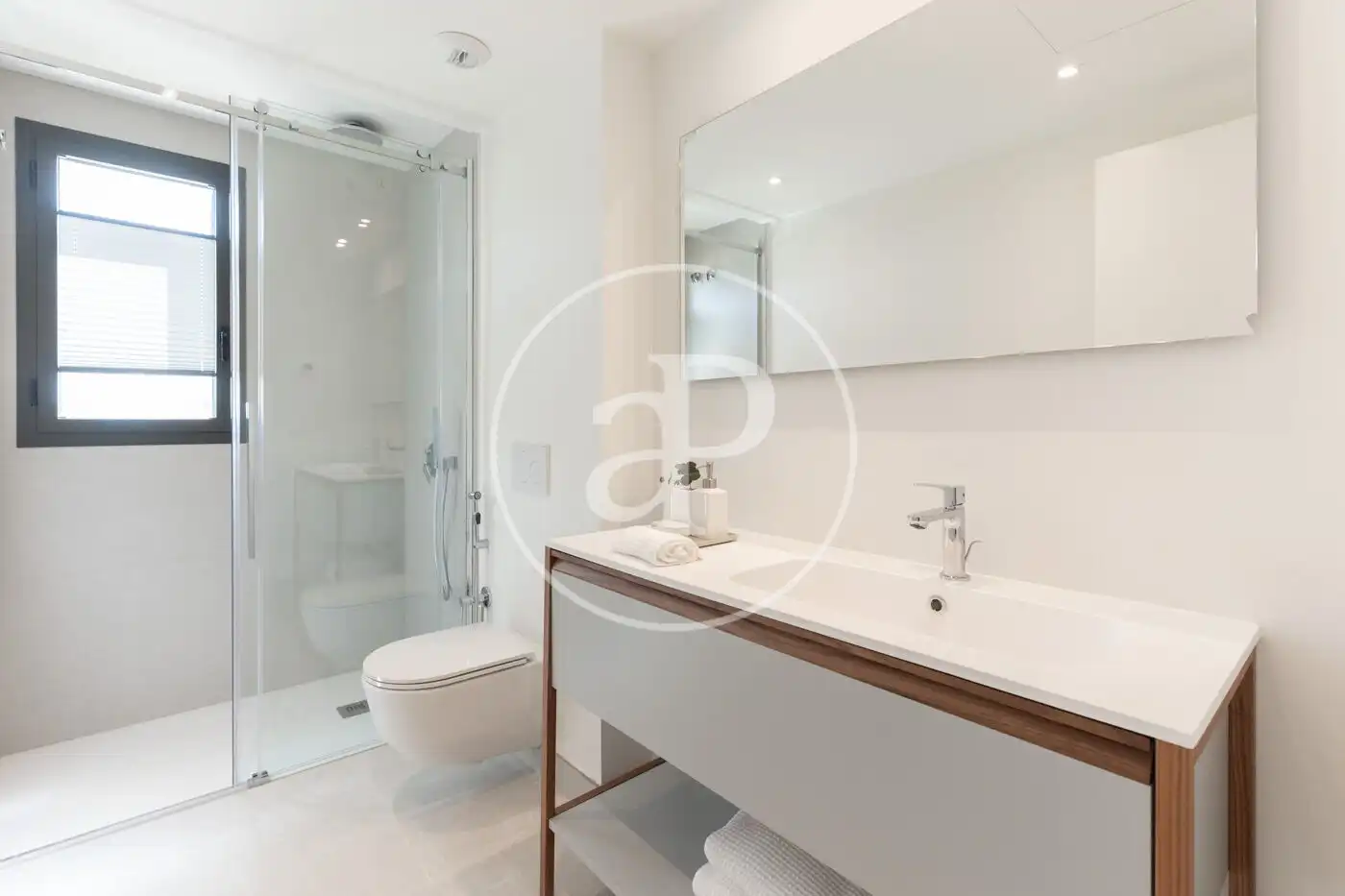 Bathroom of Flat for sale in Campos  with Air Conditioner, Heating and Private garden