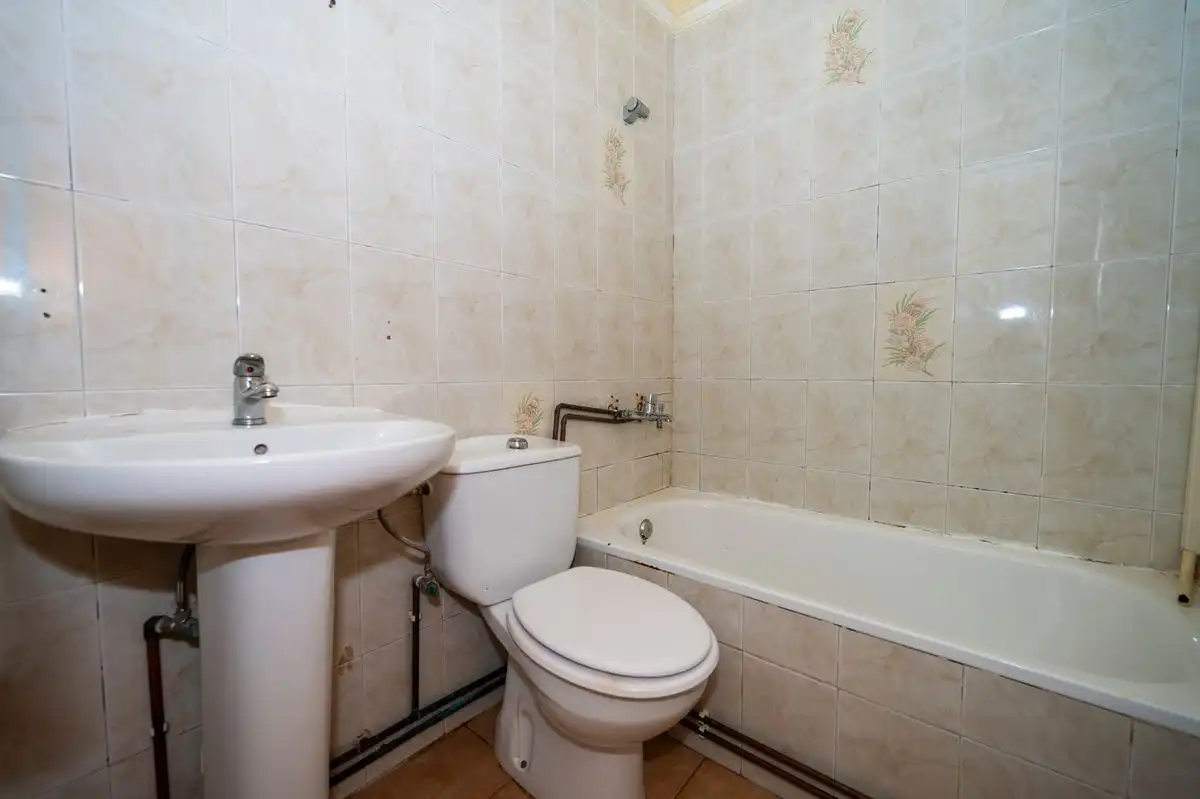 Bathroom of Ground floor for sale in Eivissa  with Heating
