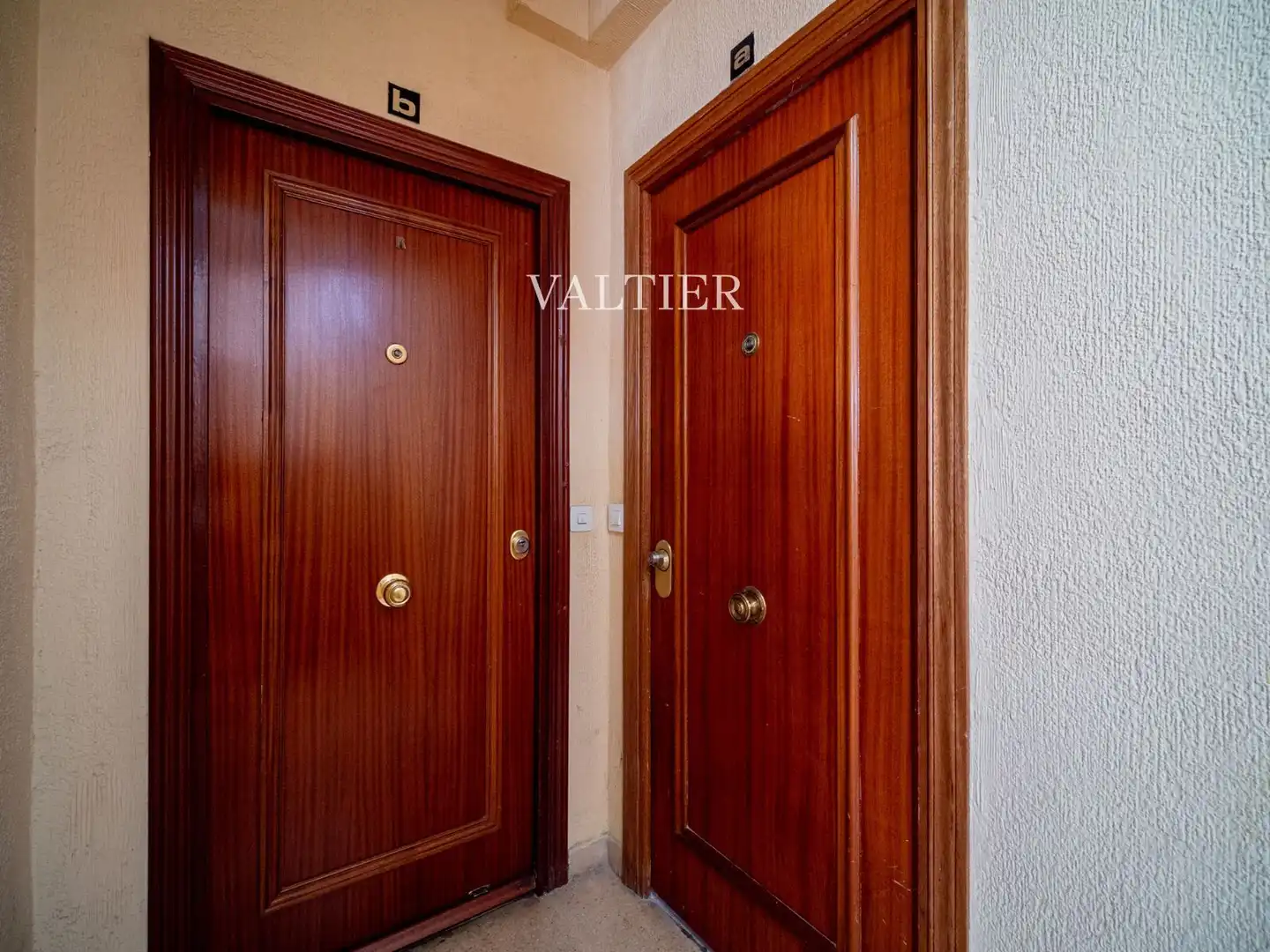 Flat for rent in Madrid  with Terrace and Furnished