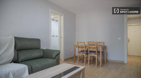 Foto 2 de Apartamento para compartir en Media Legua, Madrid