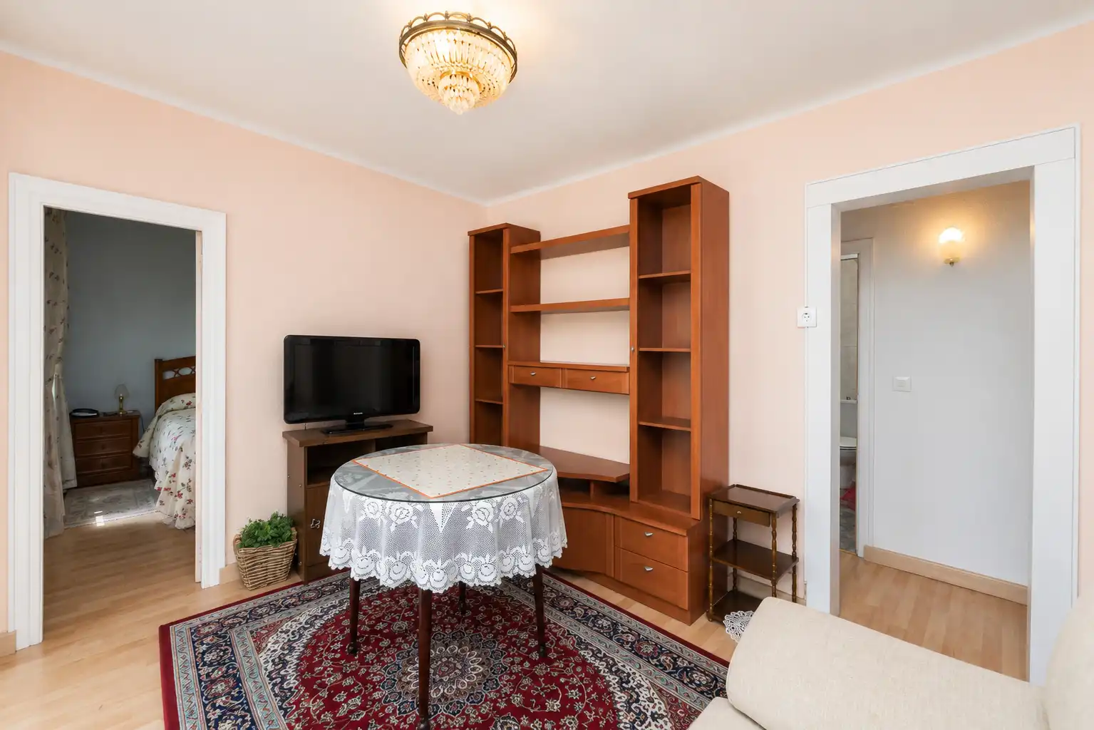 Sala de estar de Casa o chalet en venta en Pozuelo de Alarcón con Aire acondicionado, Calefacción y Jardín privado