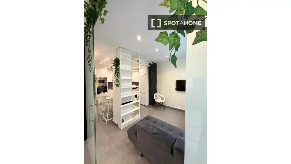 Bedroom of Apartments for share in Madrid  with Air Conditioner, Heating and Terrace