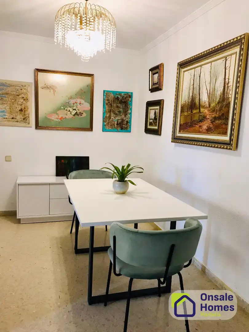 Comedor de Piso en venta en Marbella con Aire acondicionado, Terraza y Trastero