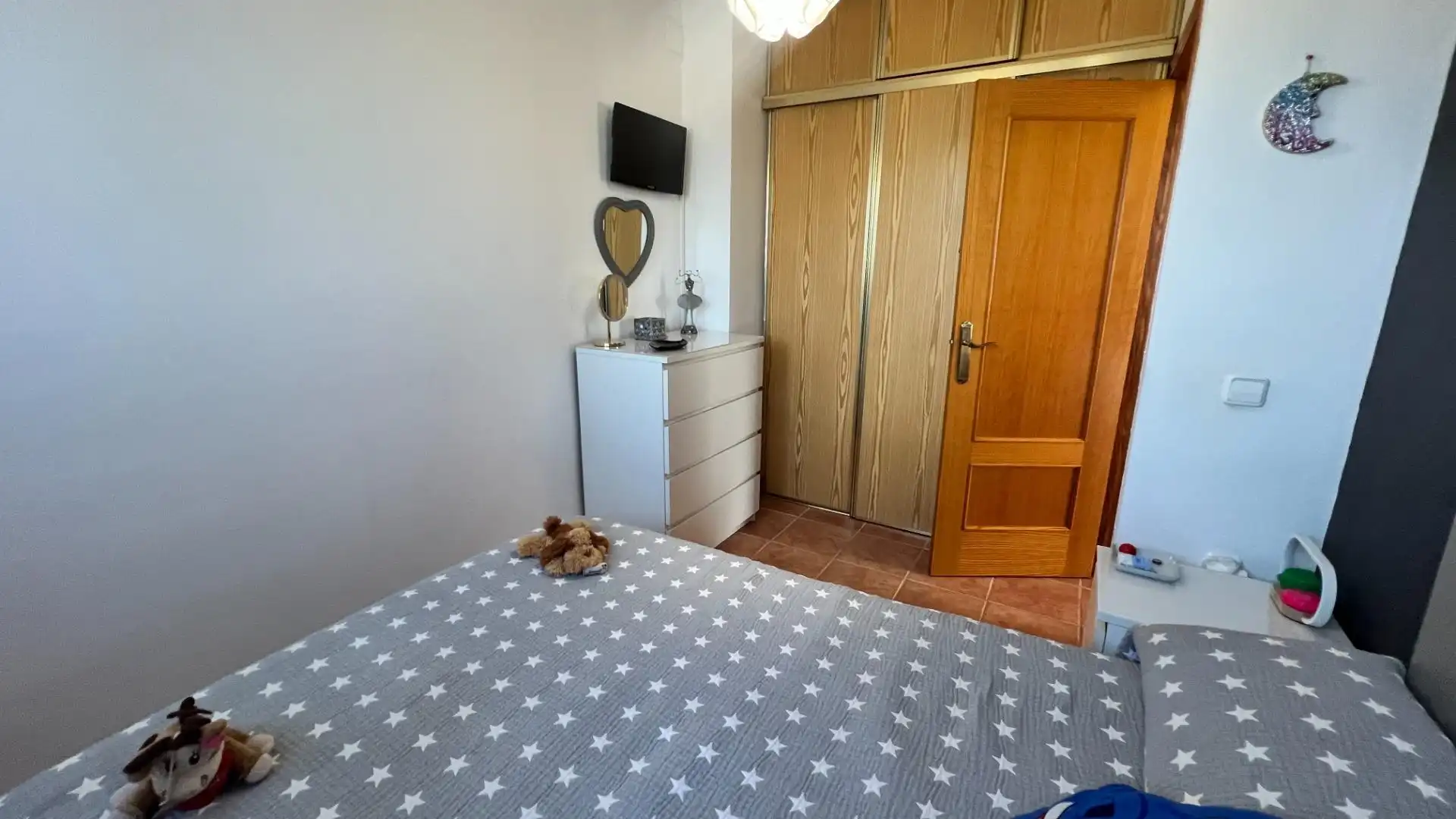 Dormitori de Casa o xalet en venda en Castellón de la Plana / Castelló de la Plana amb Aire condicionat, Jardí privat i Terrassa