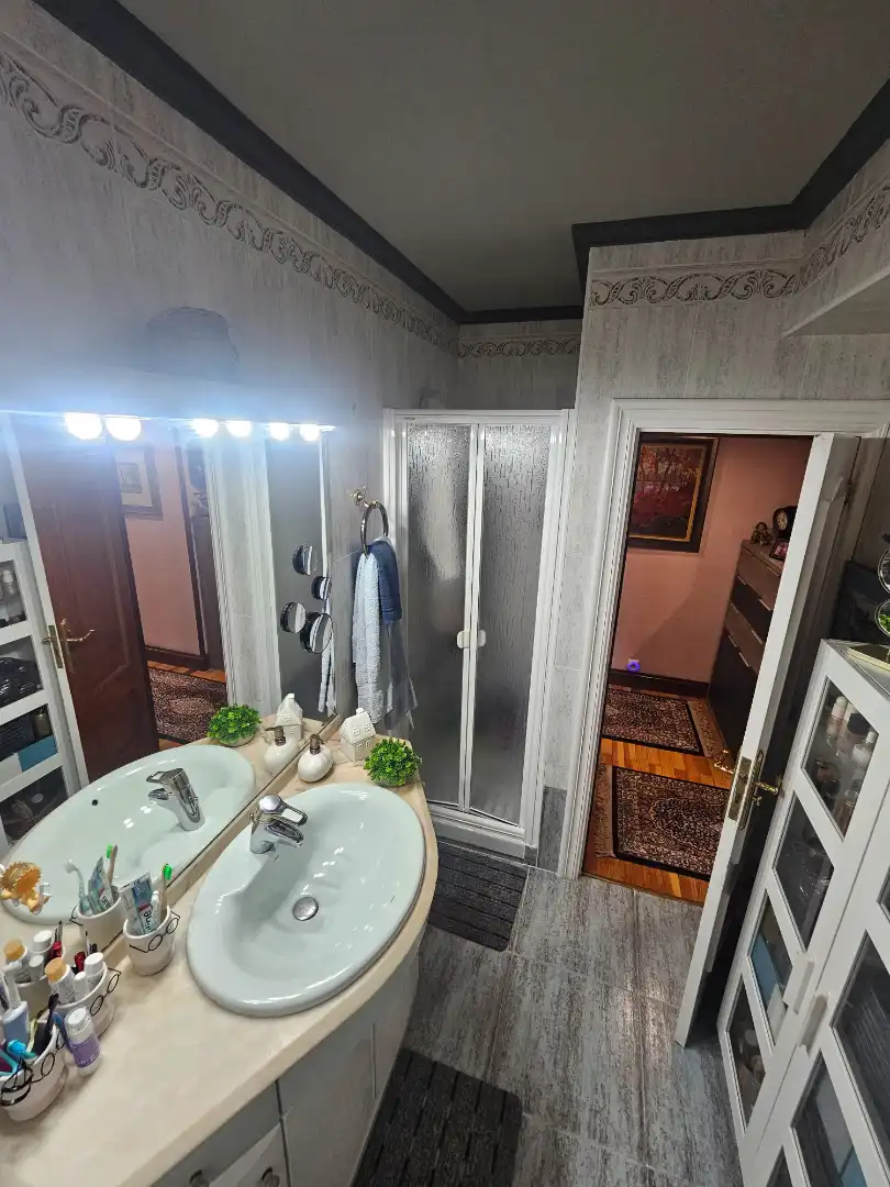 Baño de Piso en venta en Bilbao  con Amueblado