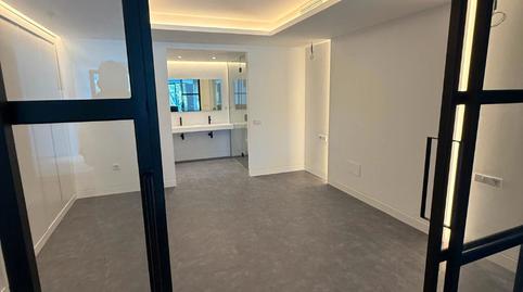 Foto 3 de Apartament en venda a Calle Londres, Las Brisas, Marbella