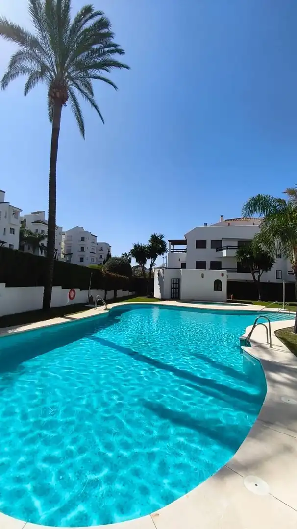 Apartament amb terrassa de lloguer a Trajano 11