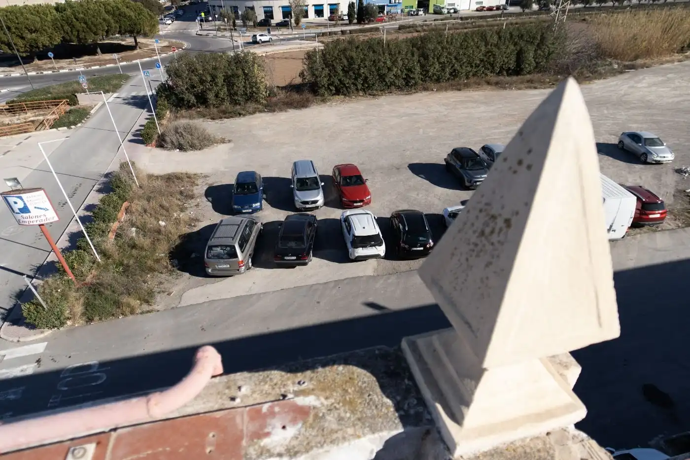 Parking de Nave industrial de alquiler en Emperador