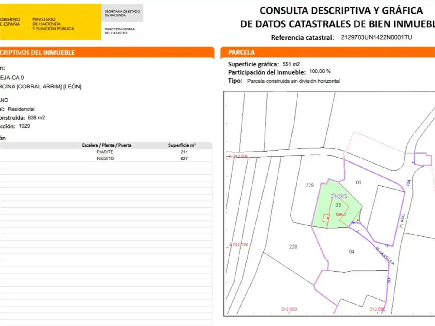 Casa adosada en venda en La Ercina  amb Jardí privat i Moblat