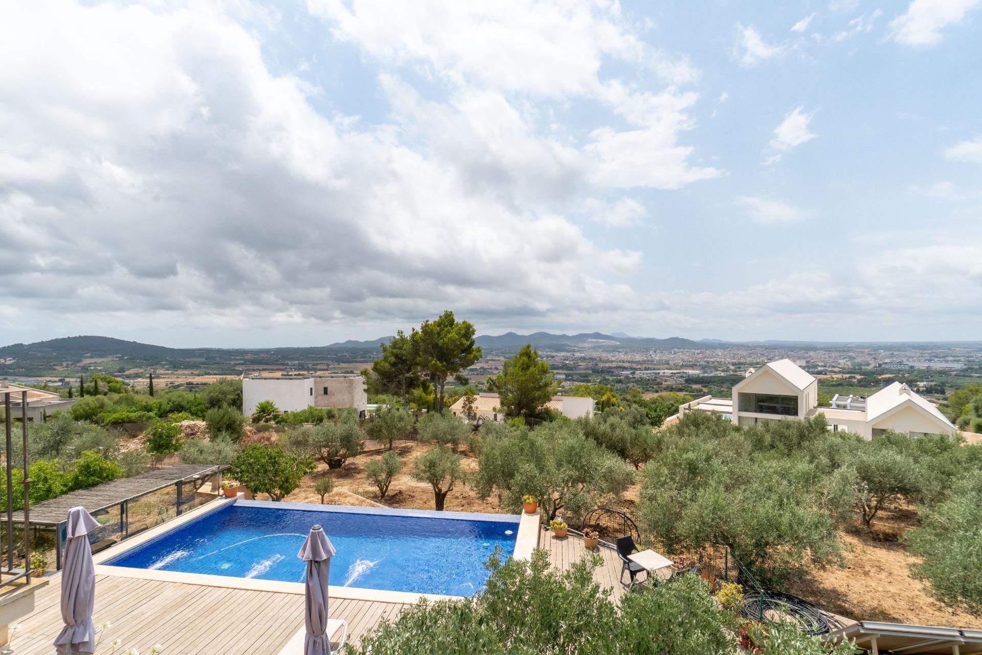 Piscina de Casa o xalet en venda en Manacor amb Aire condicionat, Calefacció i Jardí privat