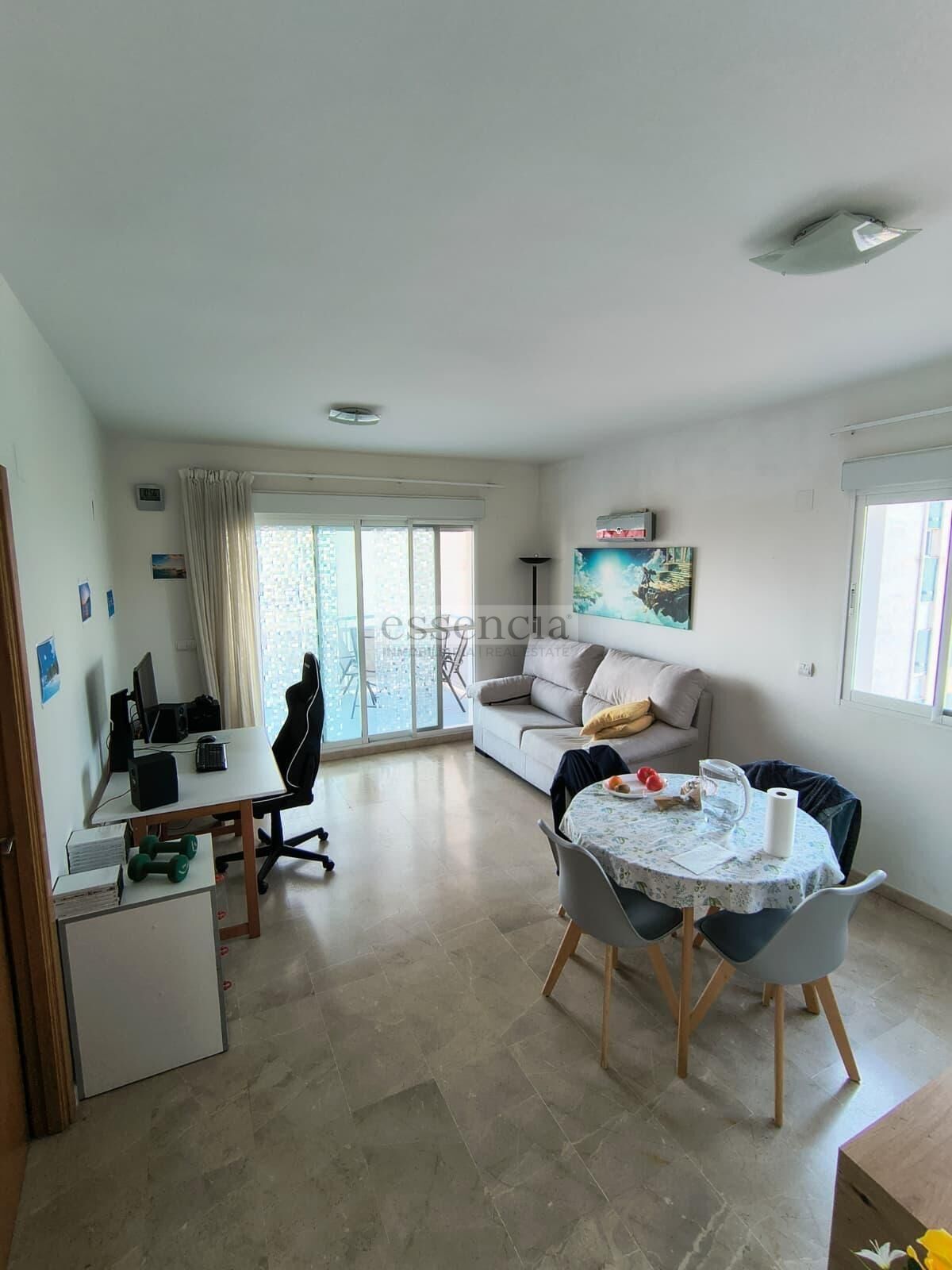 Sala d'estar de Apartament en venda en Gandia amb Jardí privat, Terrassa i Balcó