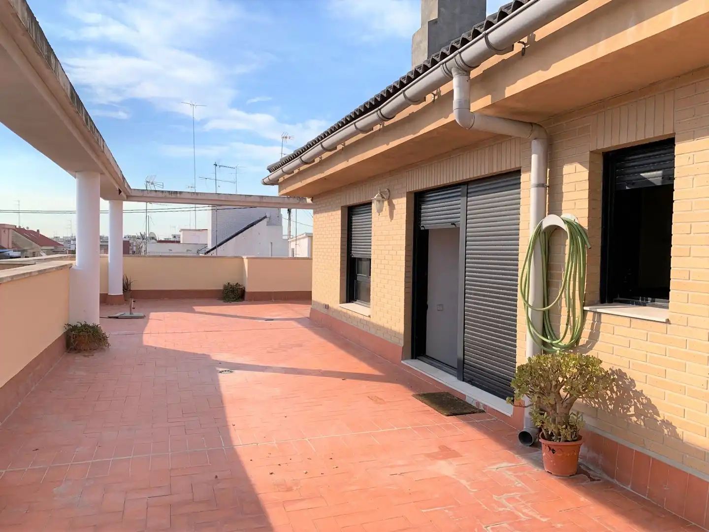 Wohnung zur Miete in Florista, Barrio de Benicalap