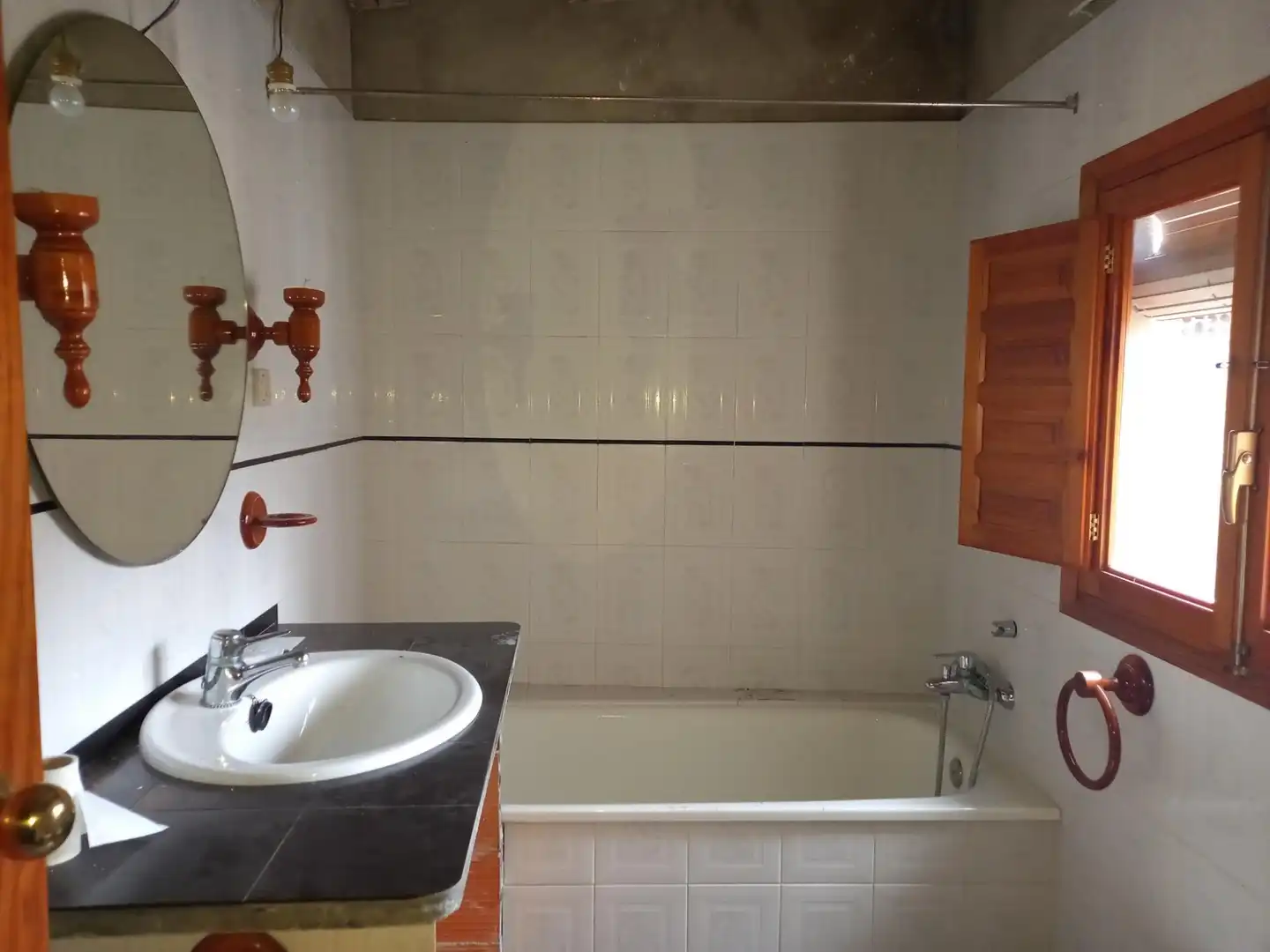 Bany de Casa o xalet en venda en Miravet amb Balcó