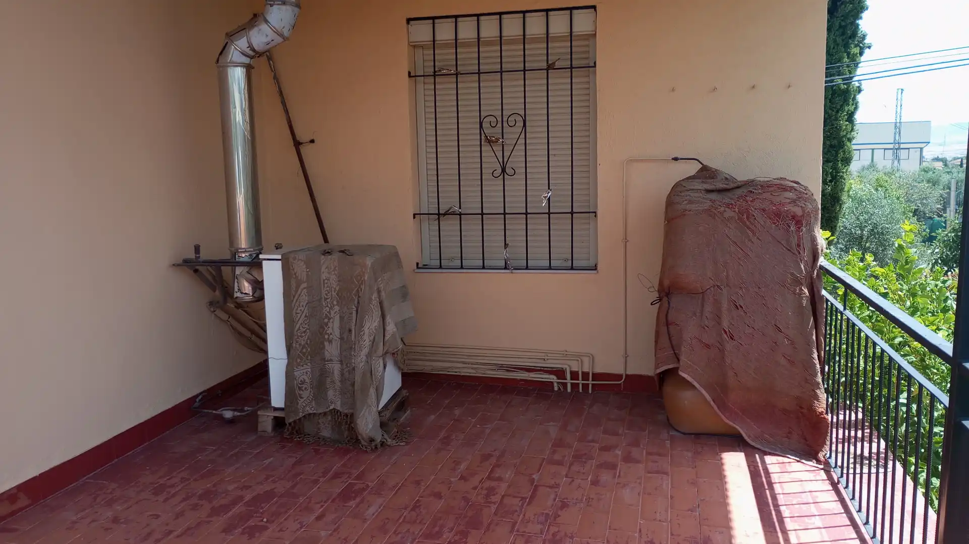 Casa o xalet en venda en Baza amb Moblat