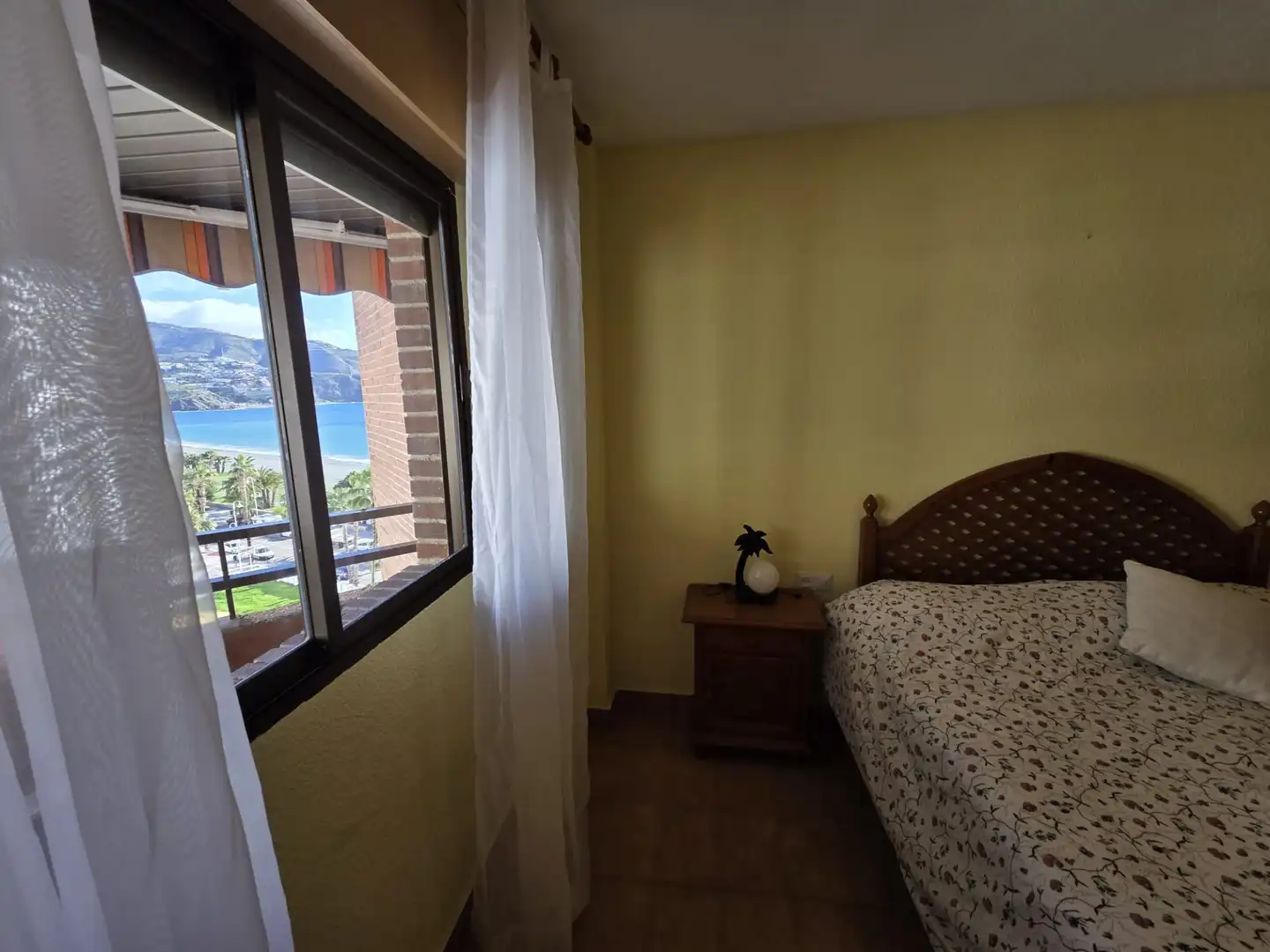 Habitación de Piso de alquiler en Almuñécar con Aire acondicionado, Calefacción y Terraza