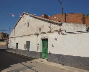 Vista exterior de Casa o xalet en venda en Vara de Rey amb Jardí privat