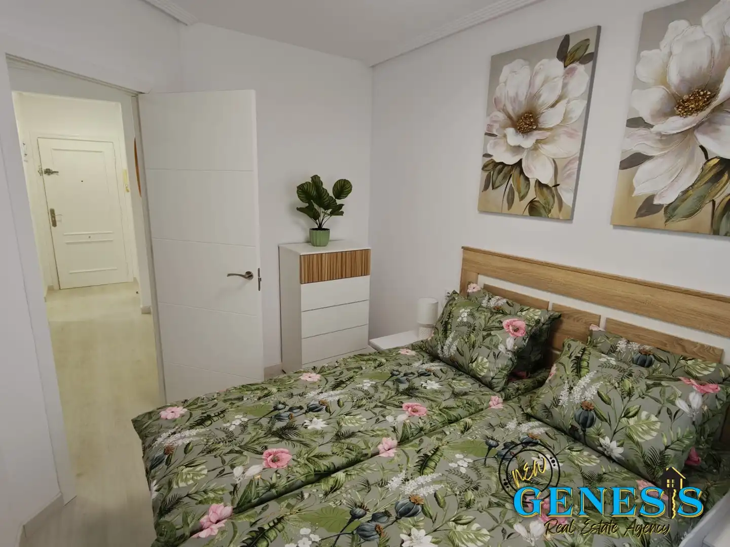 Dormitori de Apartament en venda en Torrevieja amb Aire condicionat, Moblat i Rentadora